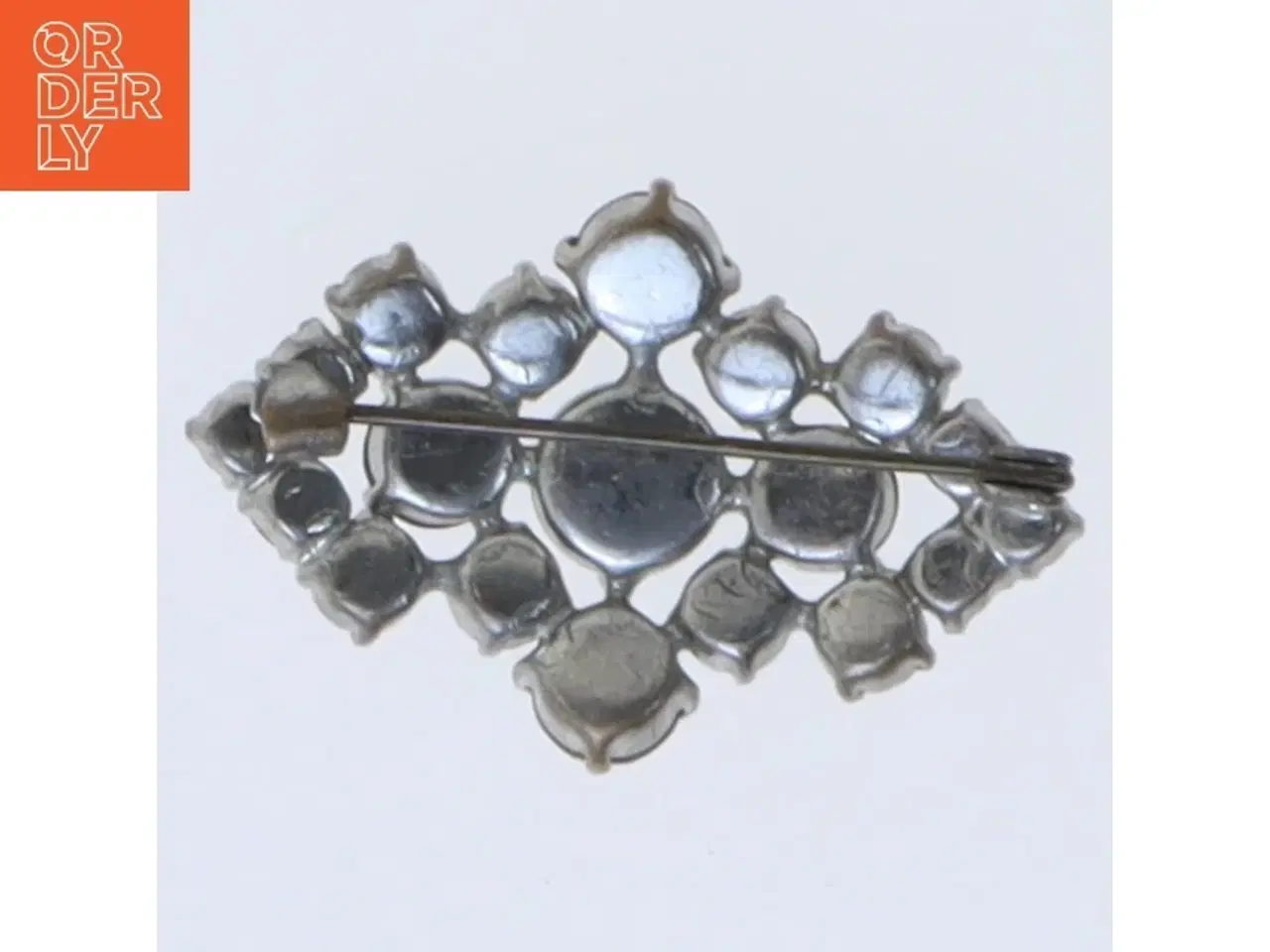 Billede 2 - Broche med farvede sten (str. 4 cm)