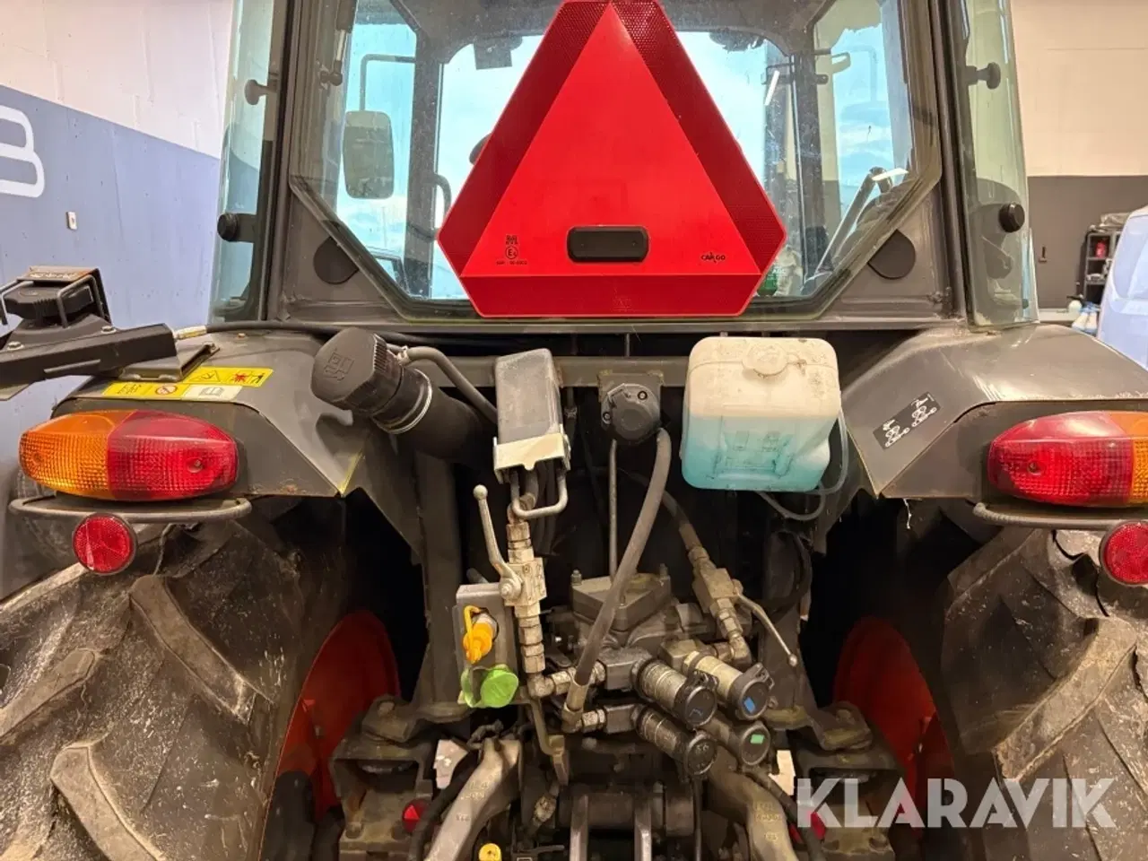 Billede 9 - Traktor Kubota M5072N med frontlift og V-plov