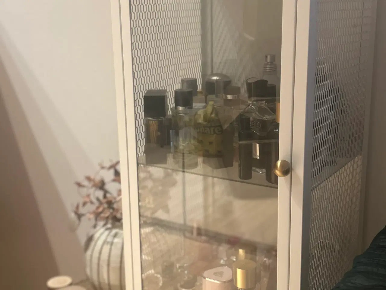 Billede 2 - Vitrineskab Ikea
