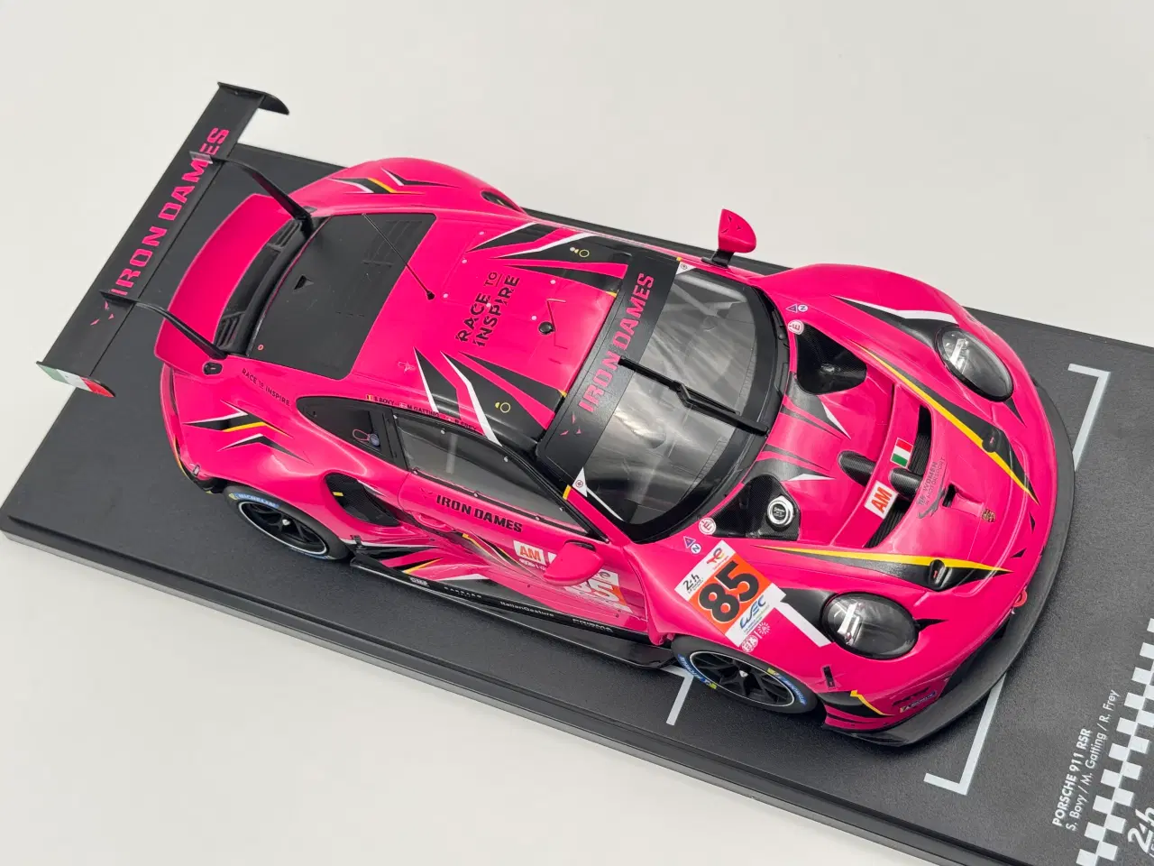 Billede 10 - 2023 Porsche 911 GT3 RSR - Michelle Gatting - 1:18