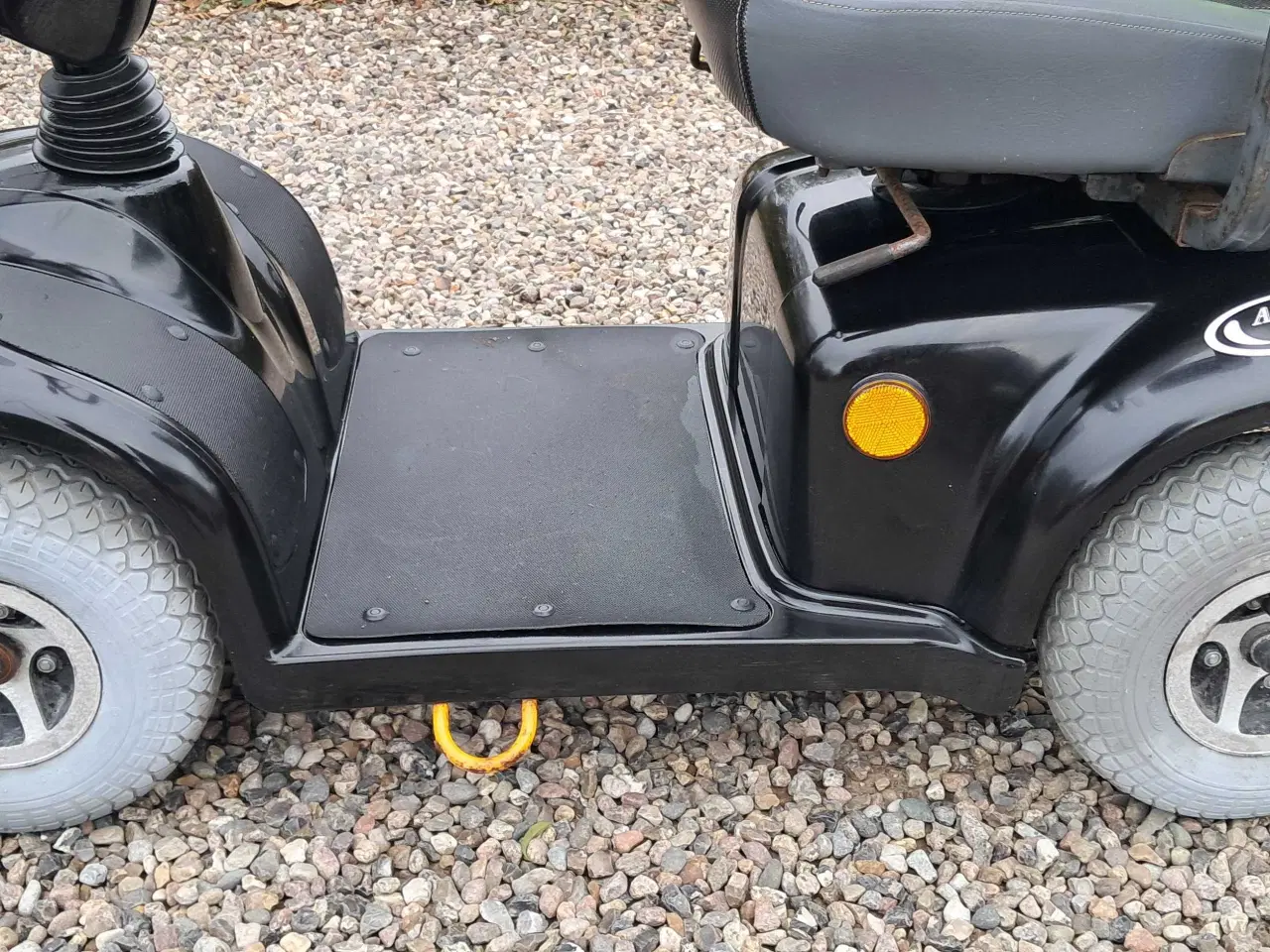 Billede 4 - 4-hjulet elscooter med nye batterier og vogn 