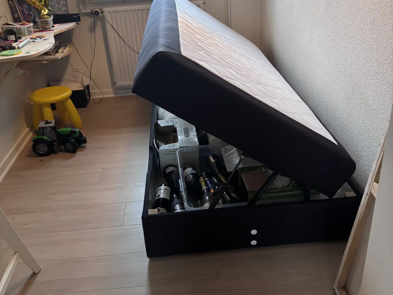 Billede 1 - Enkelt seng