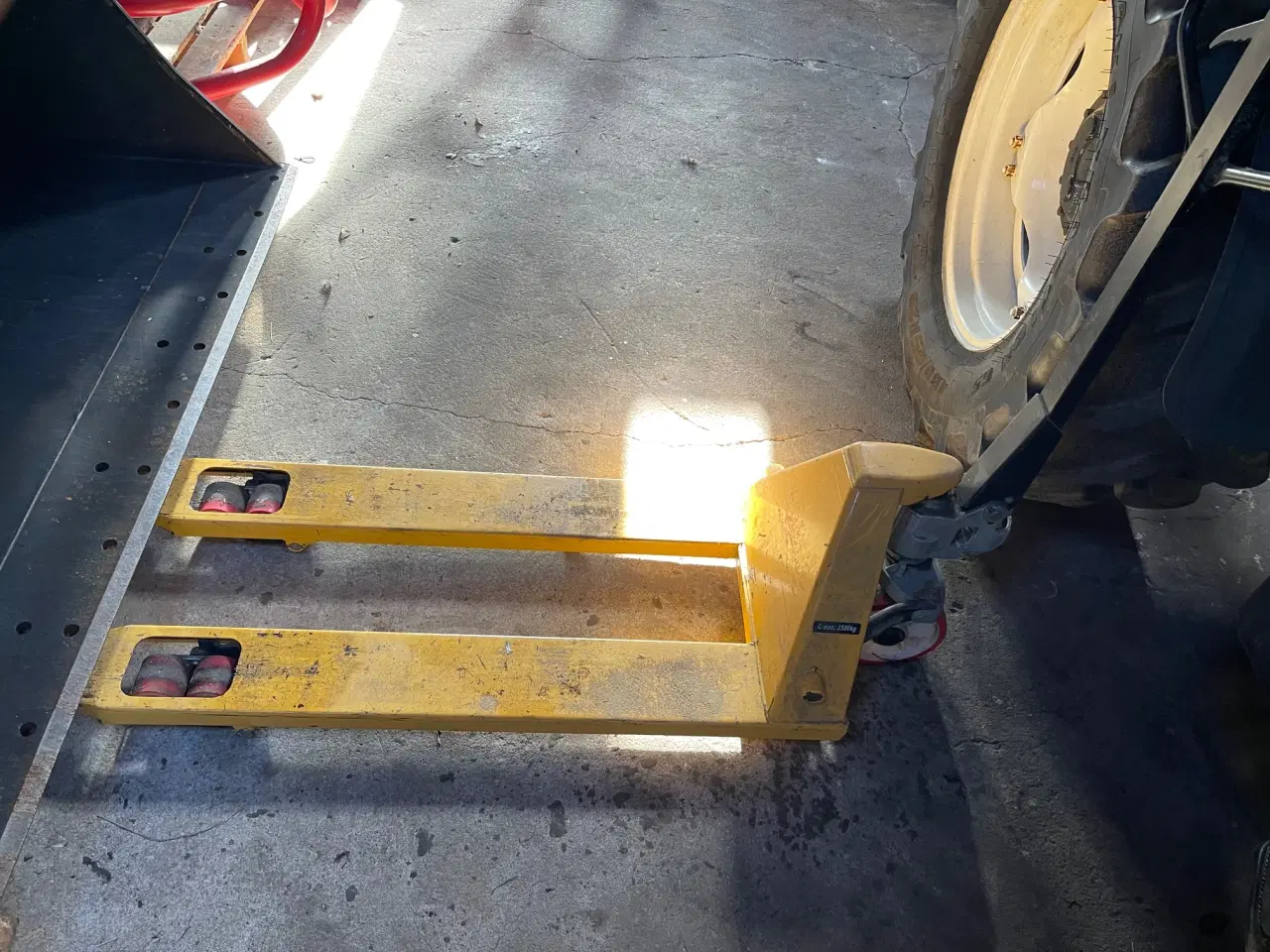 Billede 2 - Palleløfter Næsten som ny