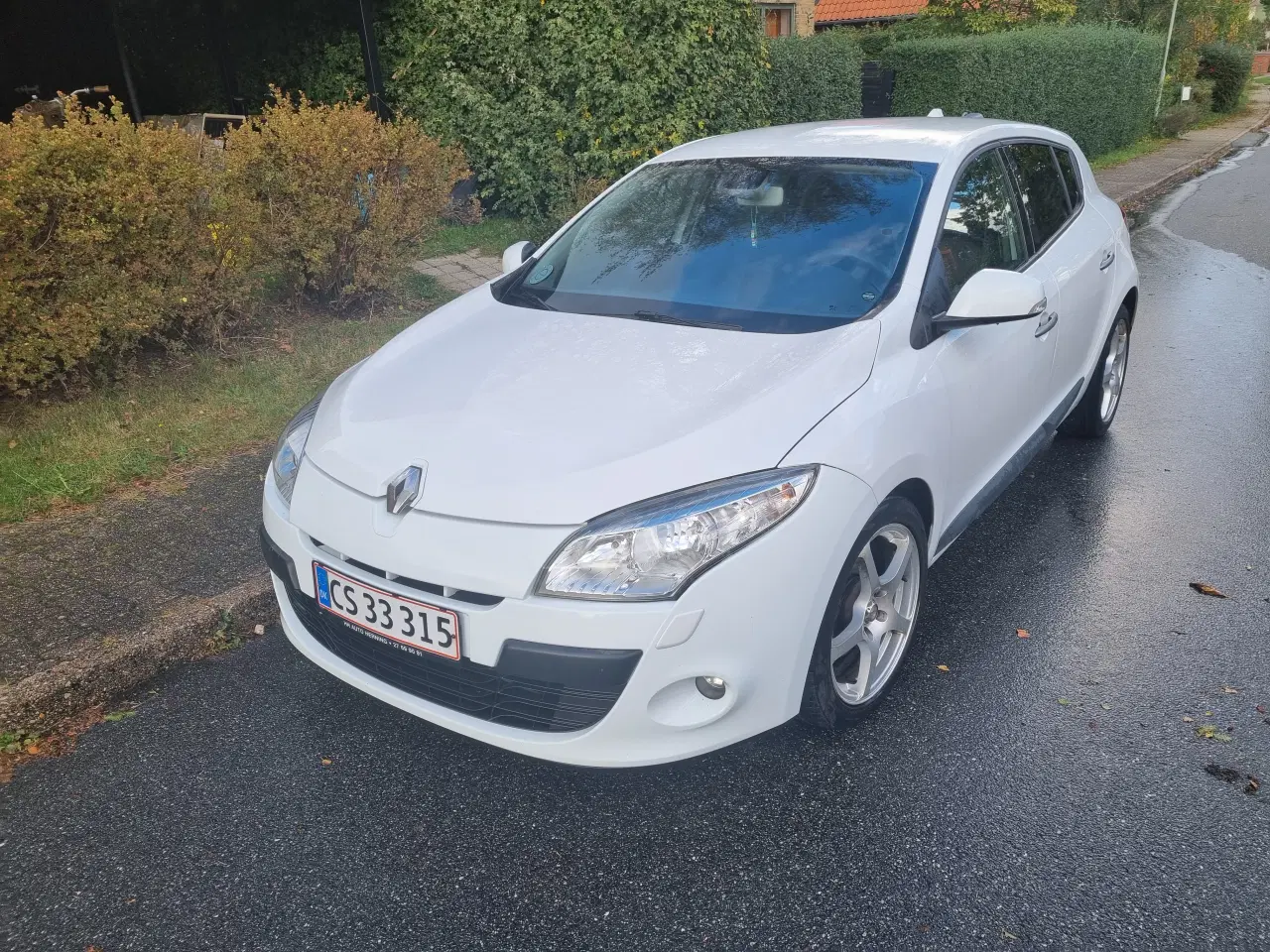 Billede 1 - Velkørende, økonomisk og nysynet bil