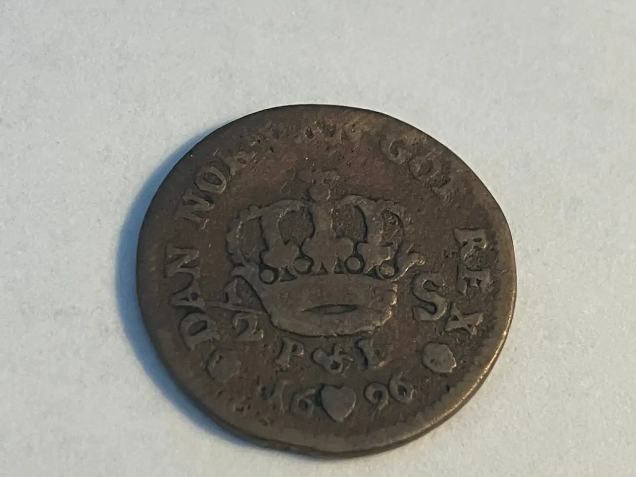 Billede 1 - 1/2 skilling 1696 Denmark