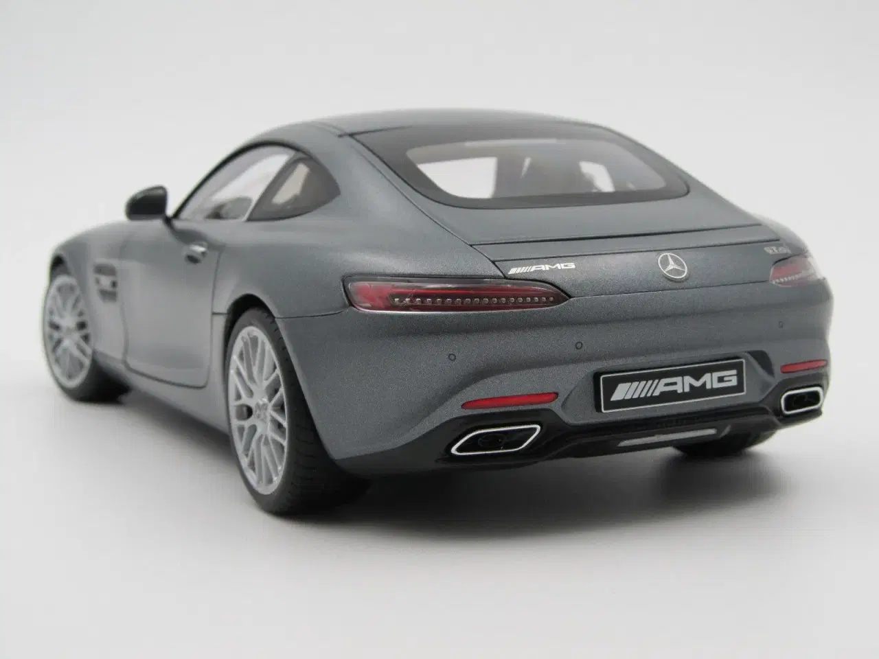 Billede 8 - 2015 Mercedes-AMG GT S - AUTOart - 1:18