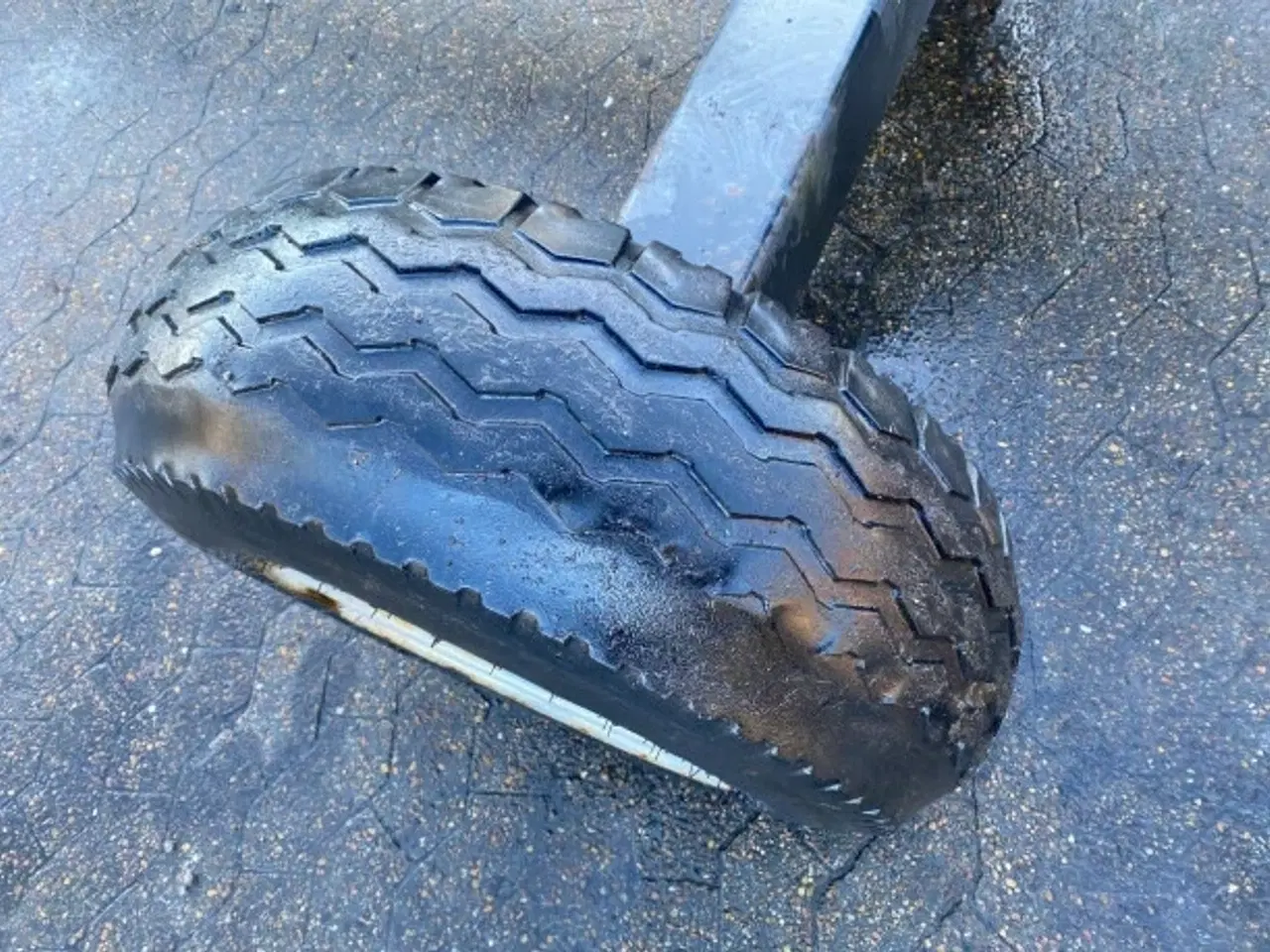 Billede 10 - New Holland 35 Fods Skærebordsvogn 