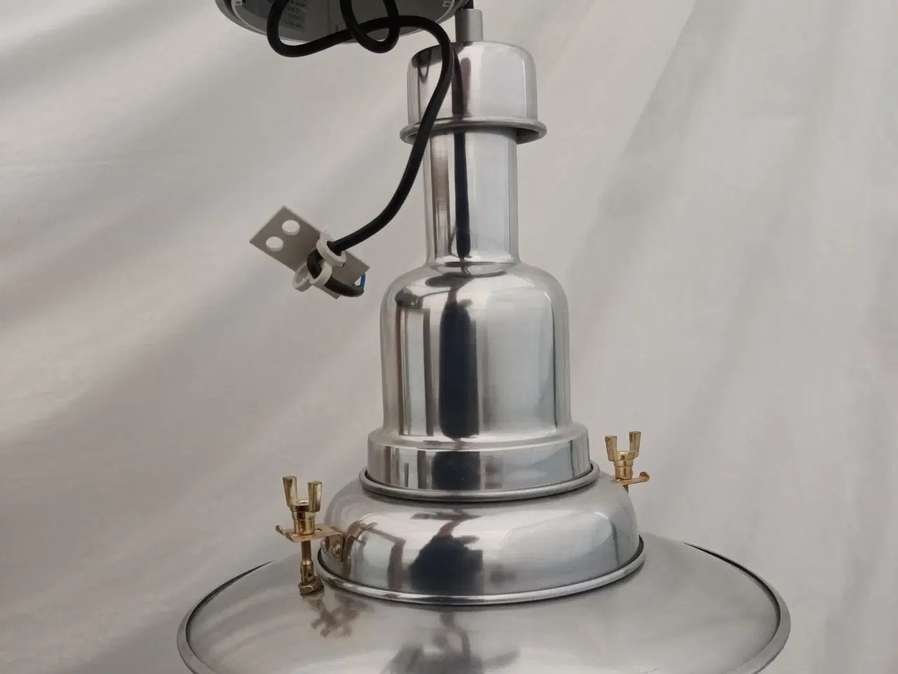 Billede 2 - Lampe i stål med mundblæst glas