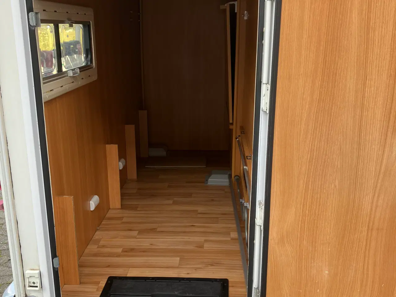 Billede 12 - Autocamper sælges, 6 selepladser