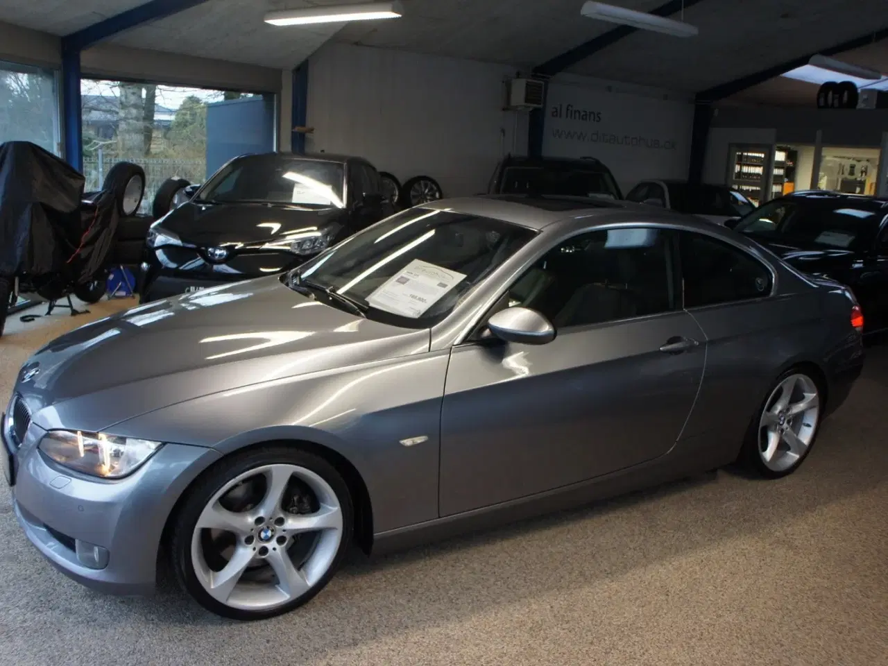 Billede 4 - BMW 325i 2,5 Coupé Steptr.