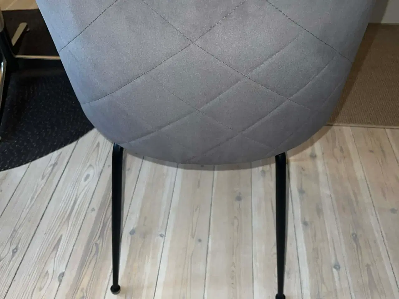 Billede 2 - Spisebordsstole – 4 stk. i god stand