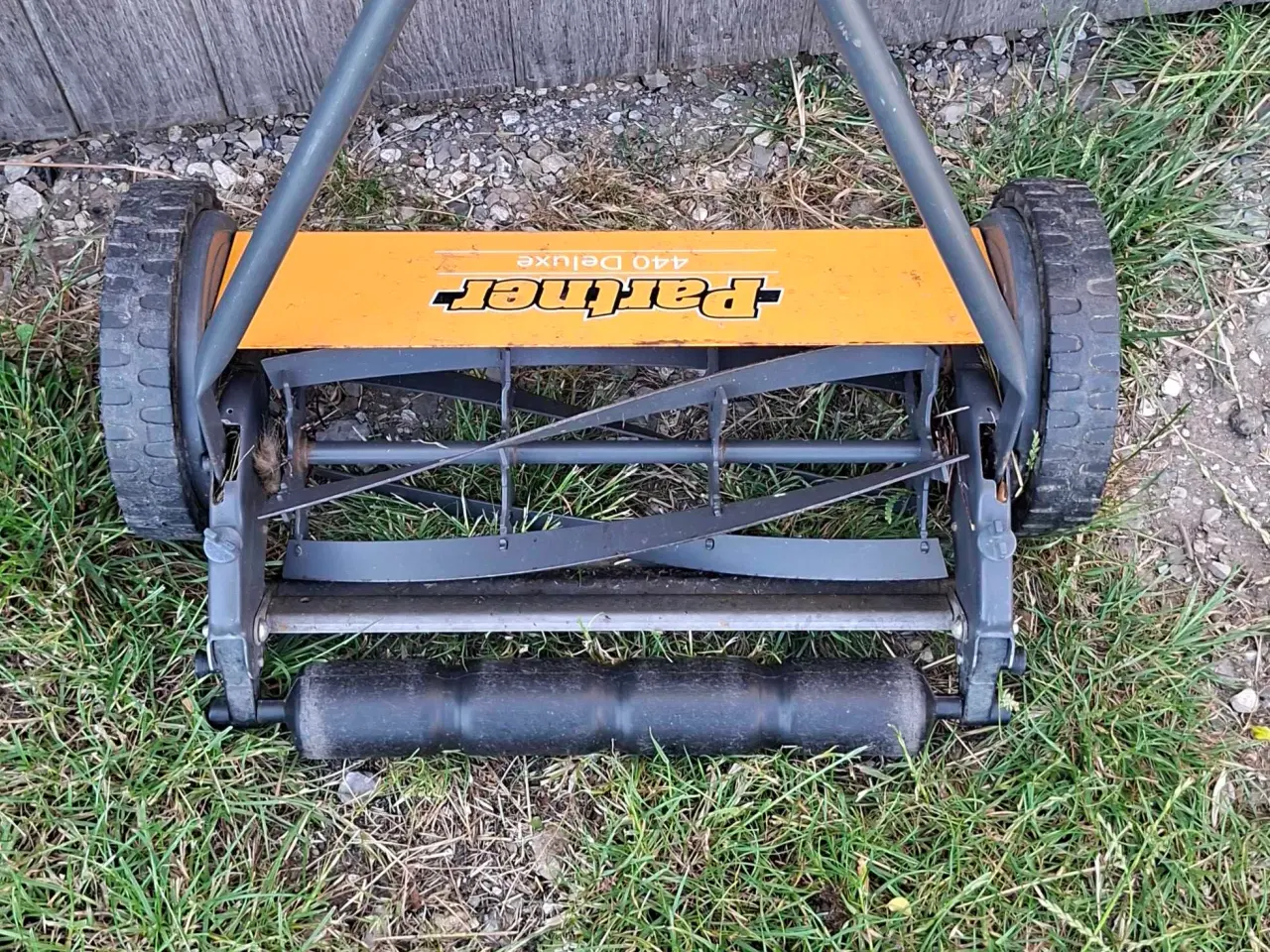 Billede 4 - Partner plæneklipper 