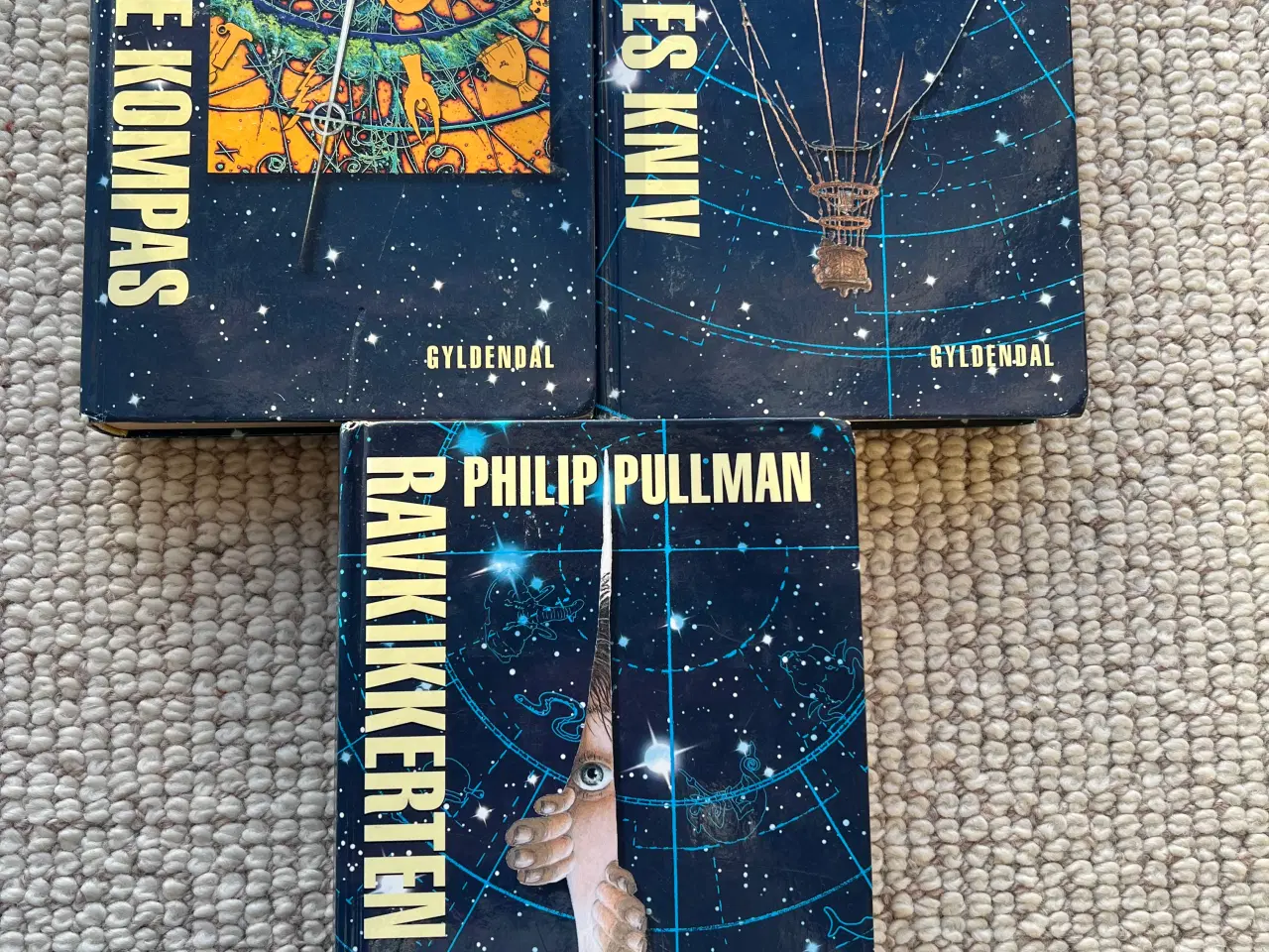 Billede 1 - Det gyldne kompas serie  af Philip Pullman