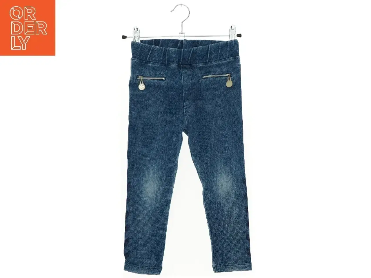 Billede 1 - Bukser fra Hummel (str. 104 cm)