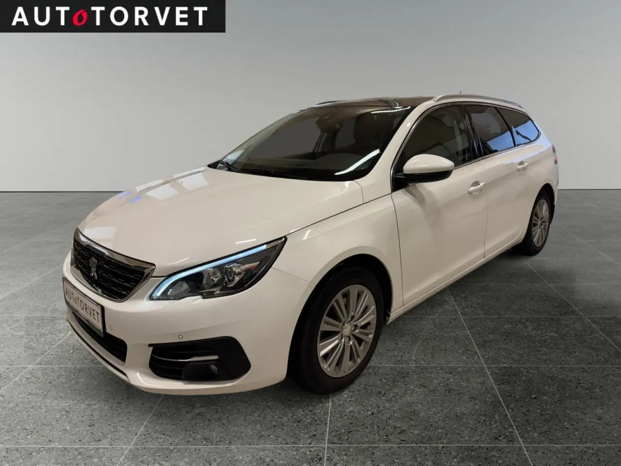 Billede 1 - Peugeot 308 1,6 BlueHDi 120 Selection Sky SW