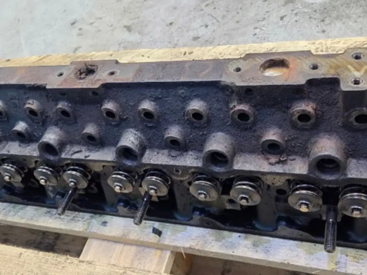 Billede 3 - Perkins 1006 Cylinderhoved 4225076M91