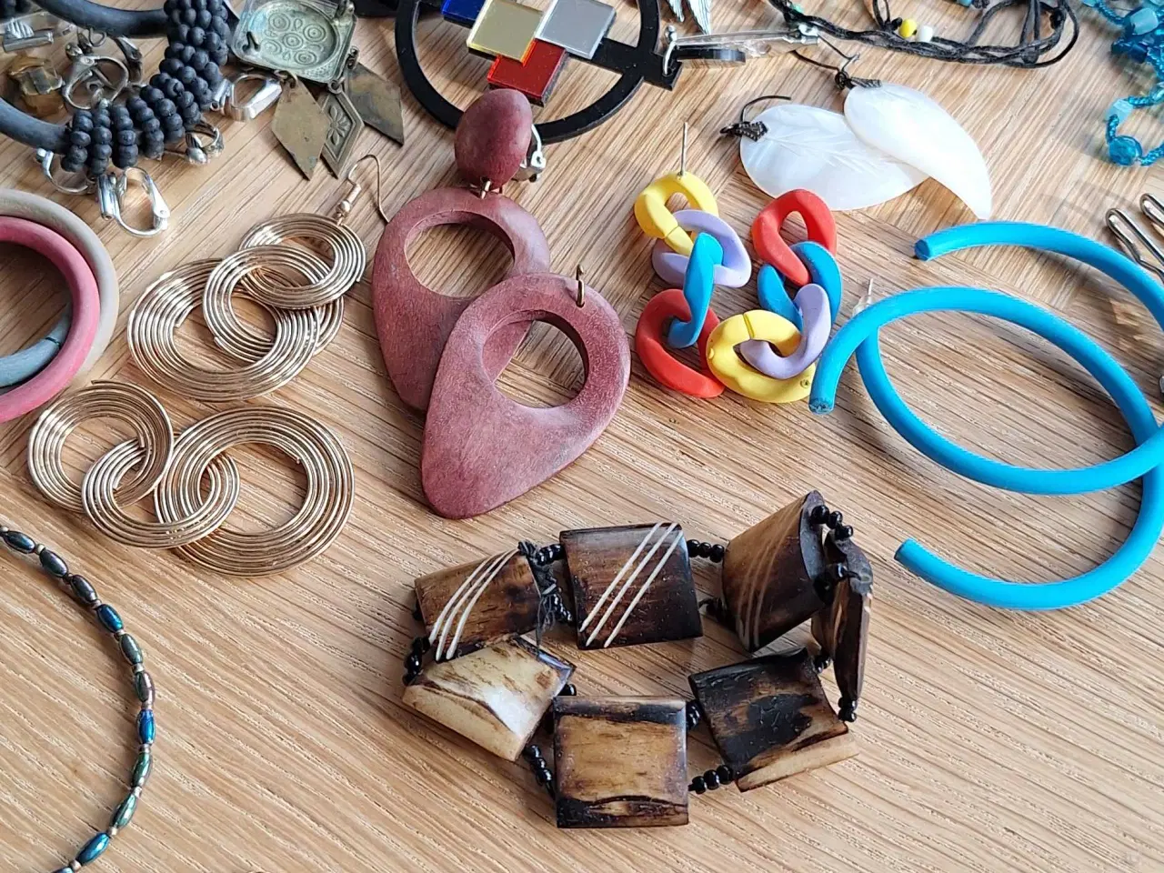 Billede 2 - Defekte smykker 