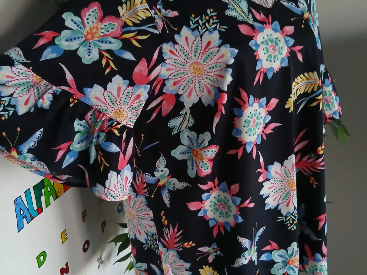 Billede 3 - Bluse. Junarose. 46