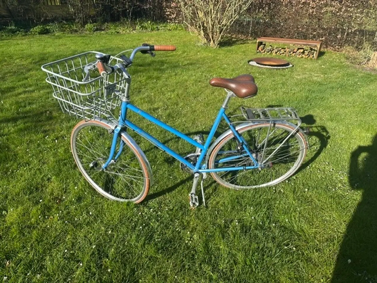 Billede 1 - Flot Raleigh damecykel i rigtig god stand.