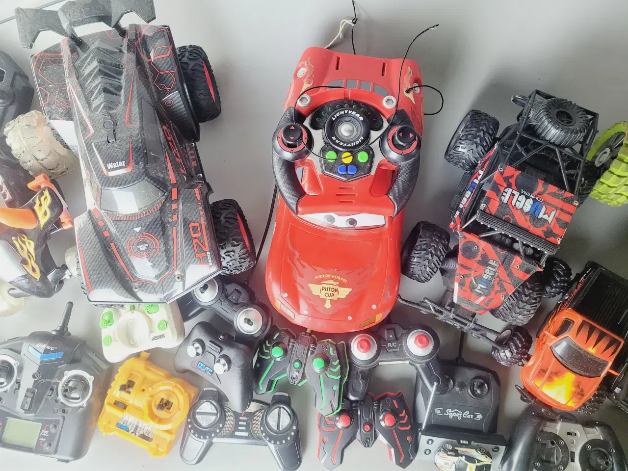 Billede 6 - Kæmpe Lot! Fjernstyrede Biler, Controllere Batteri