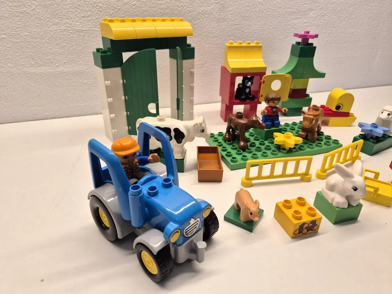 Billede 3 - Duplo Bondegård med traktor samt andet