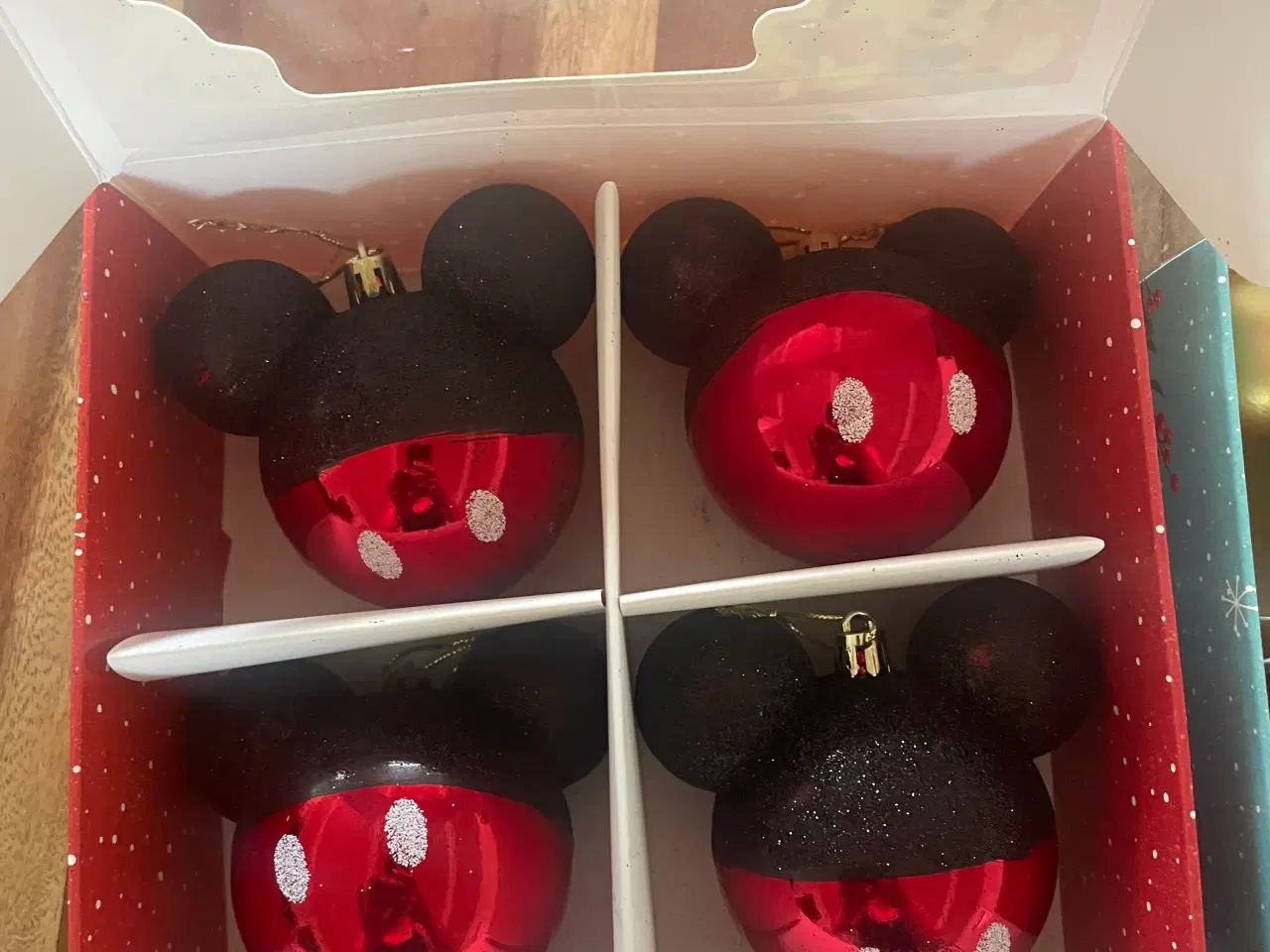 Billede 2 - Disney julekugler plastik frit valg