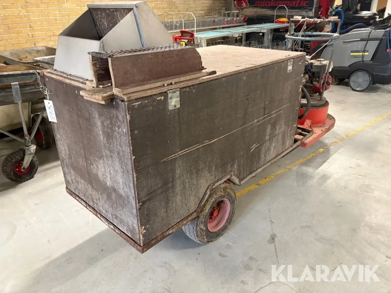 Billede 5 - Fodertruck A. Flensborg med dyrekasse