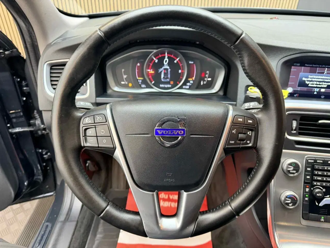 Billede 10 - Volvo V60 2,0 D4 190 Momentum aut.