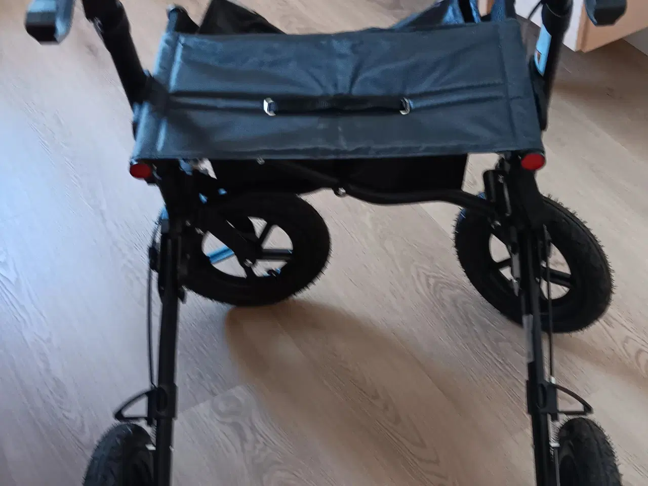 Billede 3 - Udendørs rollator