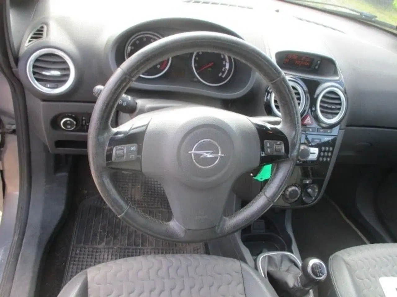 Billede 10 - Opel Corsa 1,4 16V Cosmo