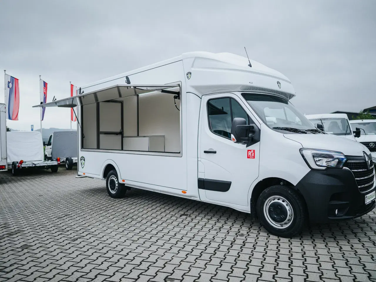 Billede 1 - Fabriksny FOODTRUCK / MADVOGN - Indret selv