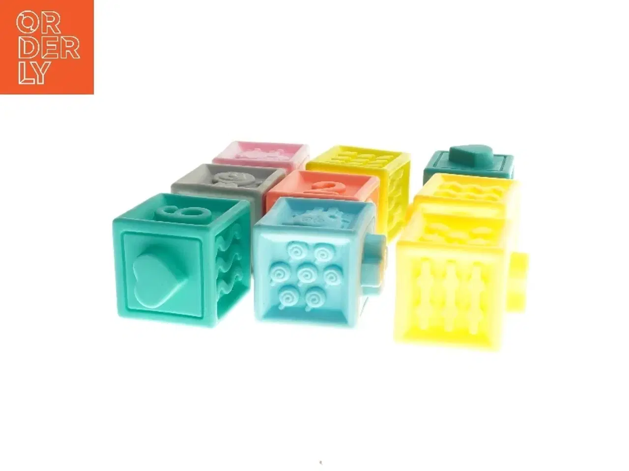 Billede 2 - Sanseklodser med motiv og tal (str. 5,5x5,5 cm)