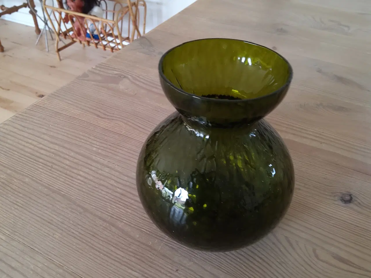 Billede 1 - Fyens glasværk vase