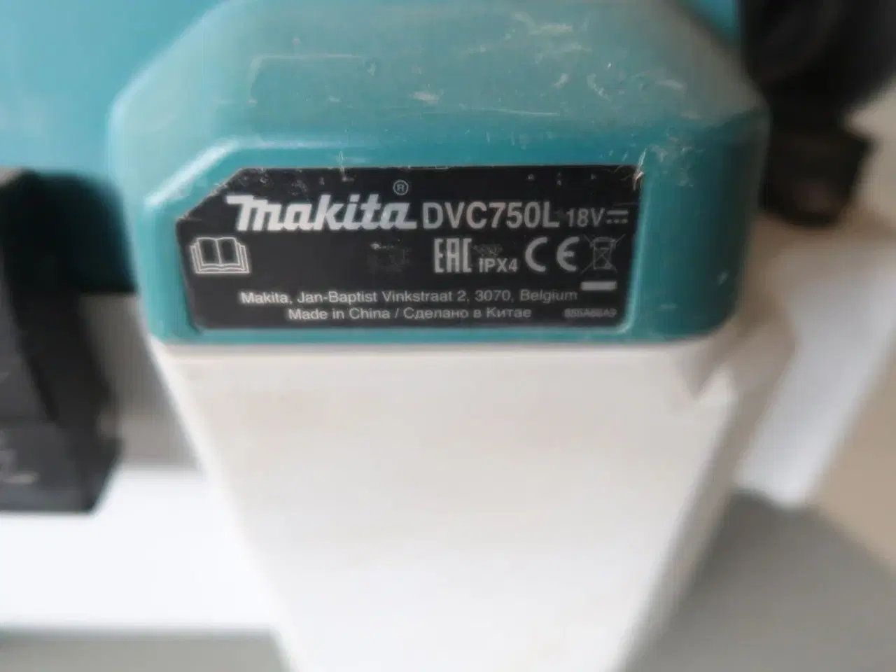 Billede 4 - Støvsuger MAKITA DVC750L