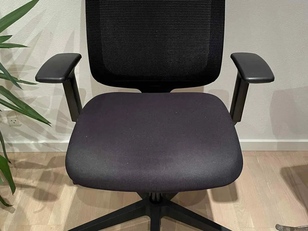 Billede 1 - Kontorstol