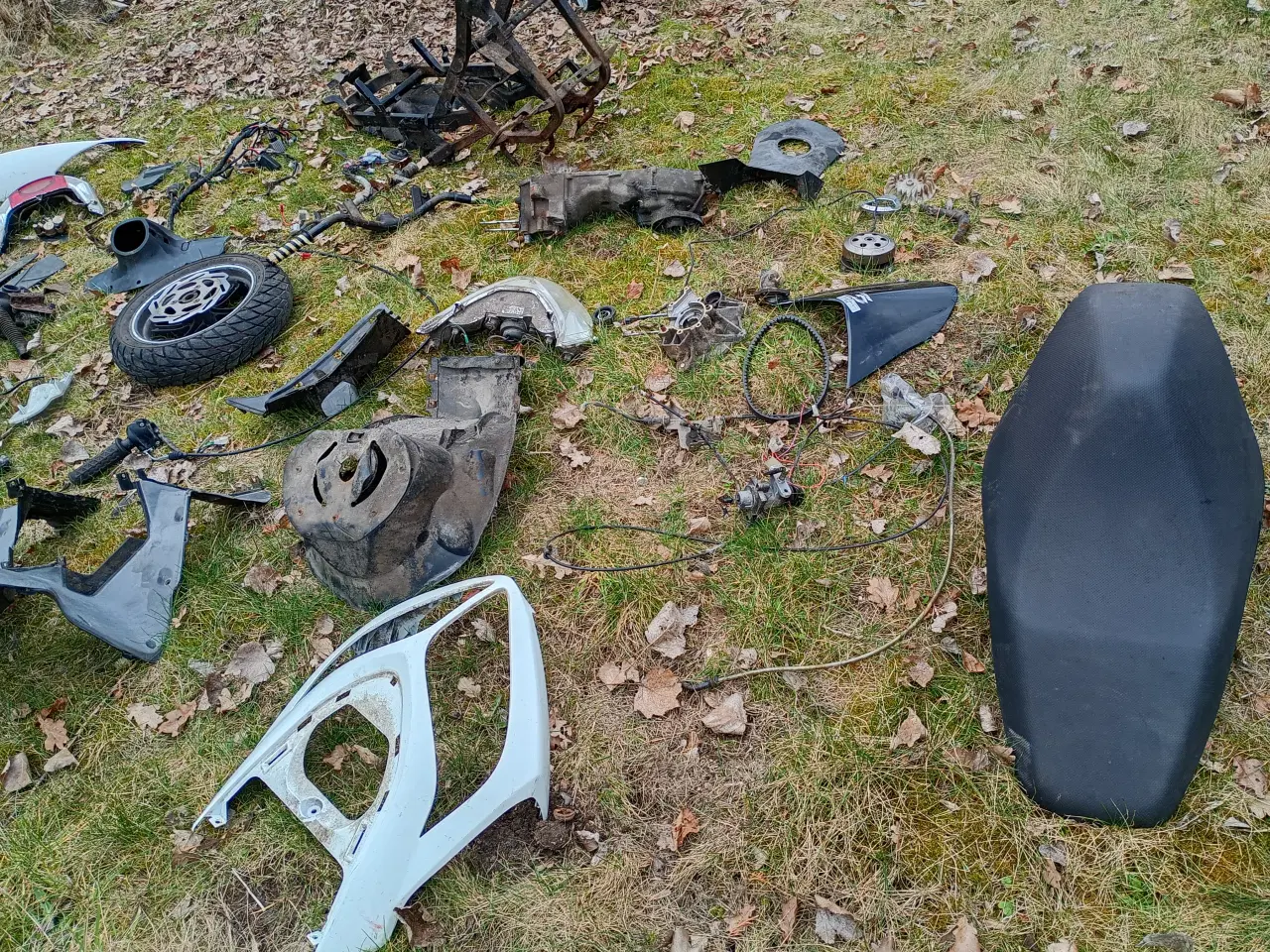 Billede 6 - Dele til pgo g-max sælges 