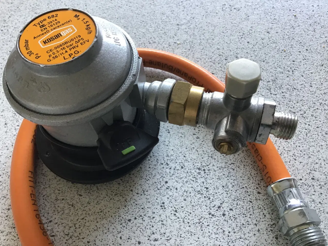 Billede 3 - Regulator til gas hel ny grill - camping