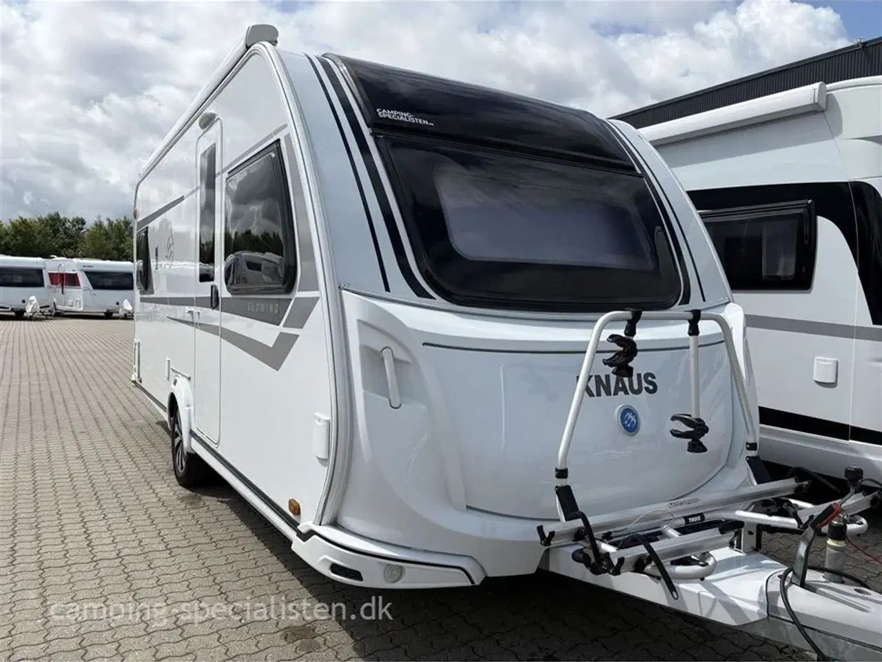 Billede 2 - 2021 - Knaus Südwind 500 UF "60 Years Celebration"   Pæn og meget veldholdt campingvogn - Knaus Südwind 500 UF fra 2021 - Kan nu opleves hos Camping-Specialisten i Silkeborg