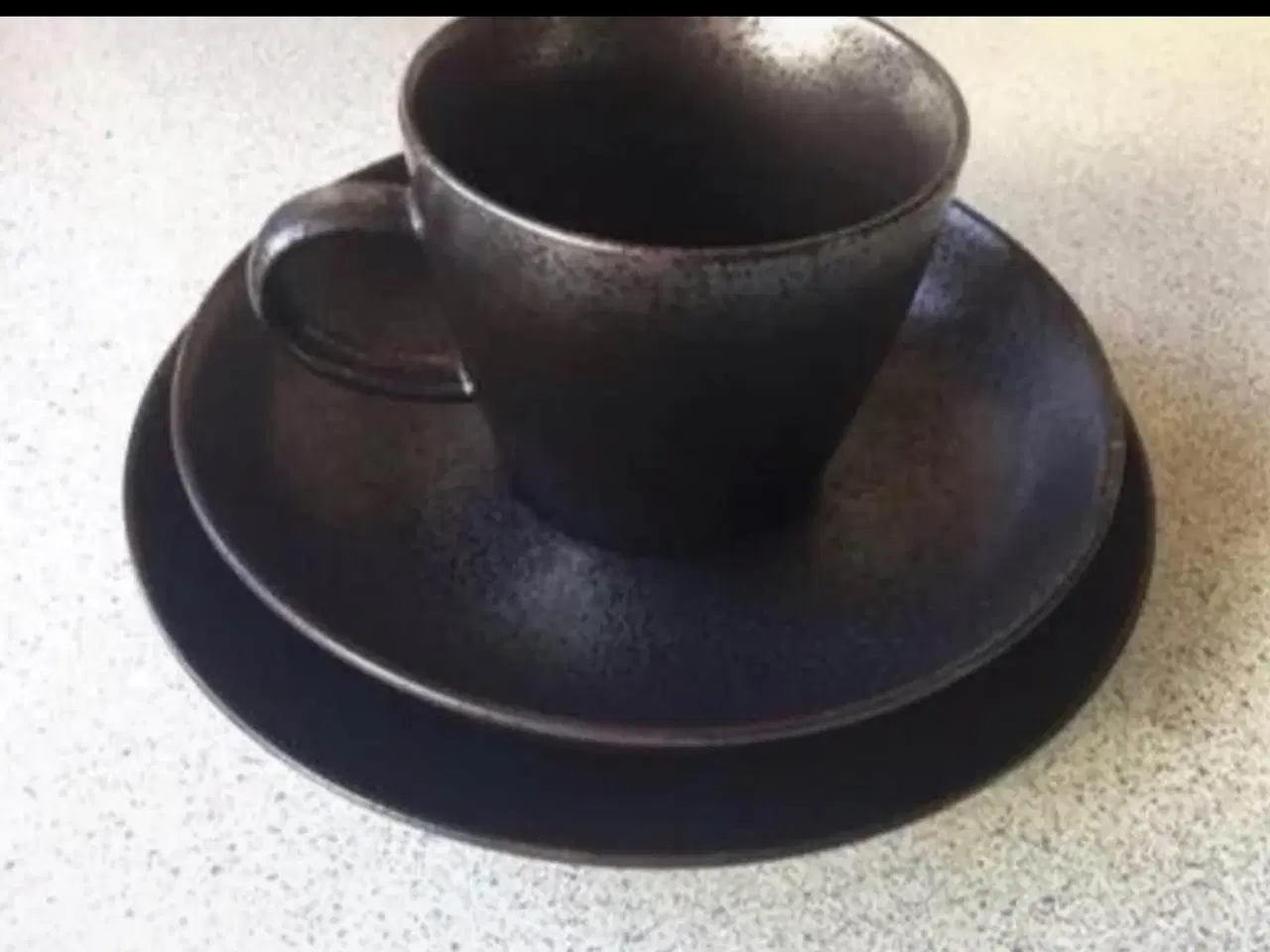 Billede 1 - Tallerken og kopper set 24 stk