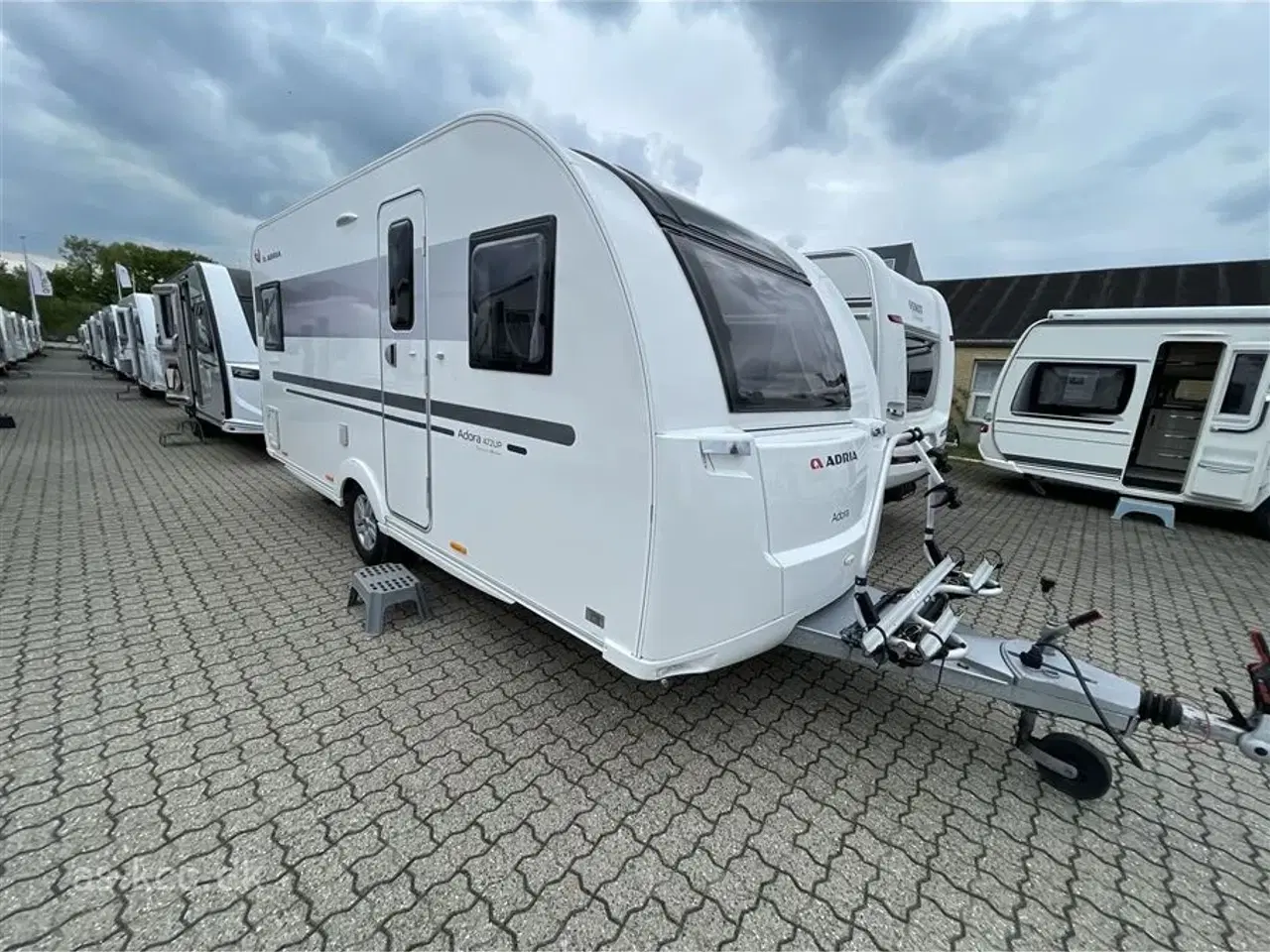 Billede 1 - 2020 - Adria Adora 472 UP Supreme Edition   Adria Adora 472 UP årg. 2020 Mover, cykelstativ, SunShine med front. 4 sovepladser, 4 siddepladser. Alde Centralvarme