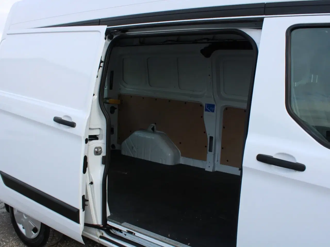 Billede 12 - Ford Transit Custom 340L 2,0 TDCi 130 Trend