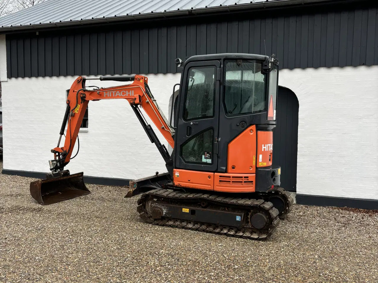 Billede 2 - Hitachi zx26u årgang 2016