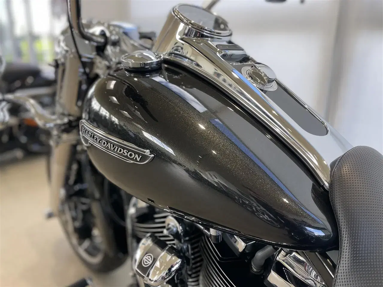 Billede 17 - Harley Davidson FLRT Freewheeler Trike 107"