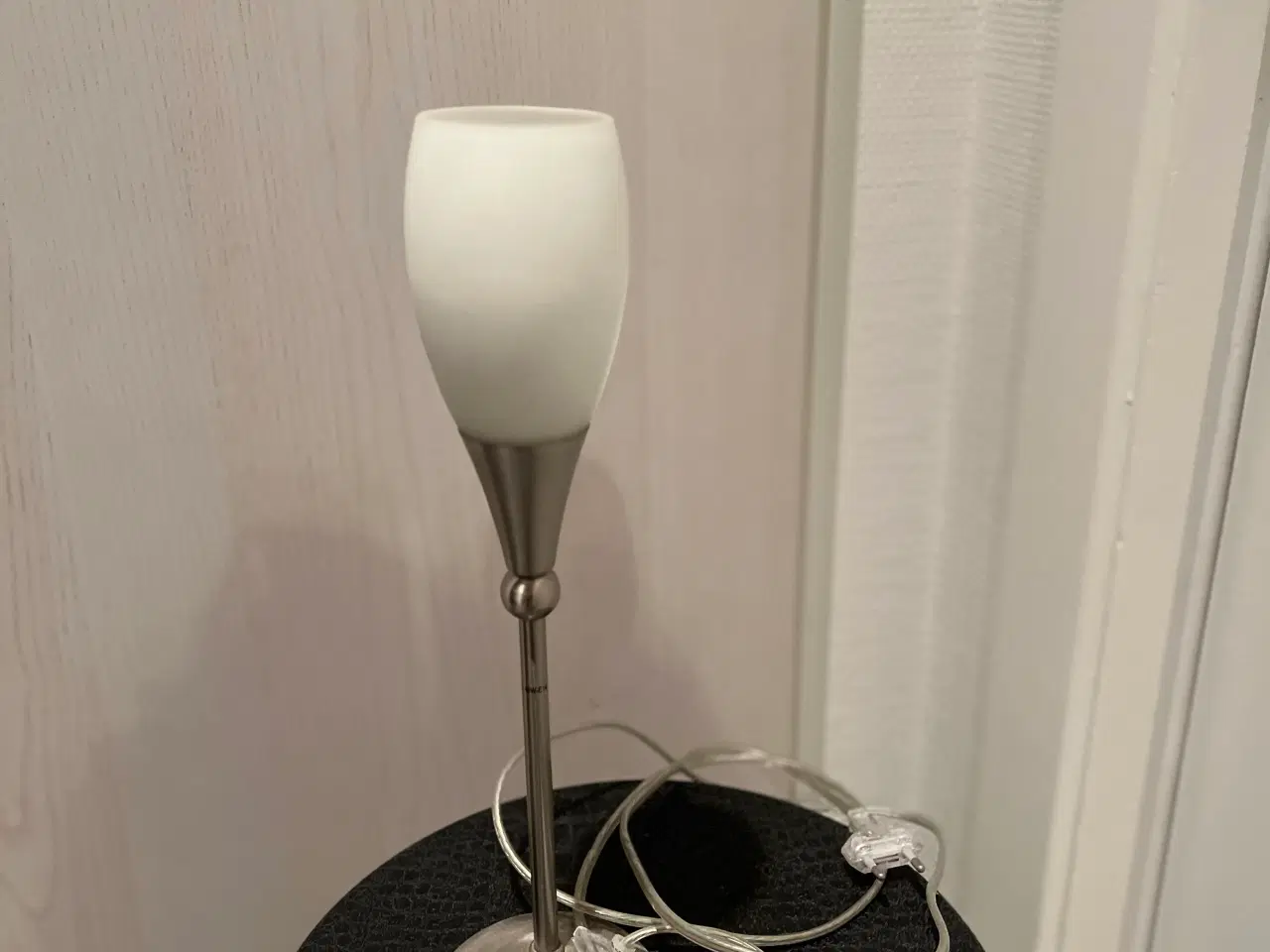 Billede 2 - Lampe til bord eller reol 