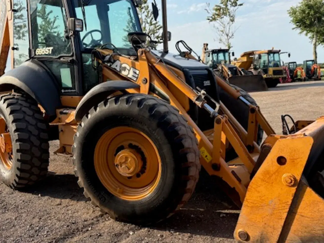 Billede 5 - Case 695 ST VOLVO SKIFTE FOR OG MEK HURTIGSKIFT BAG