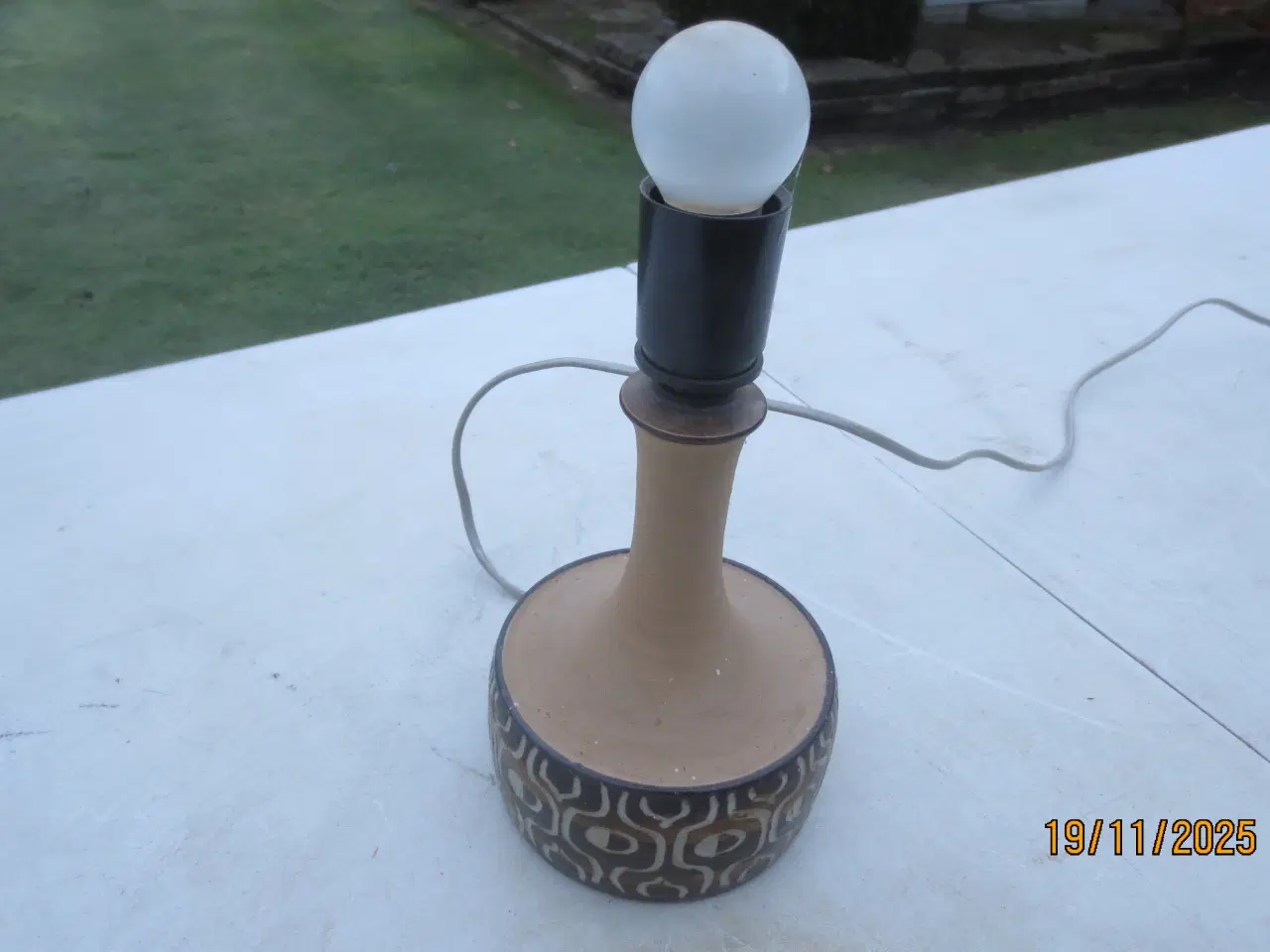 Billede 2 - 1 stk Retro  Keramik Bordlampe Jette Hellesøe