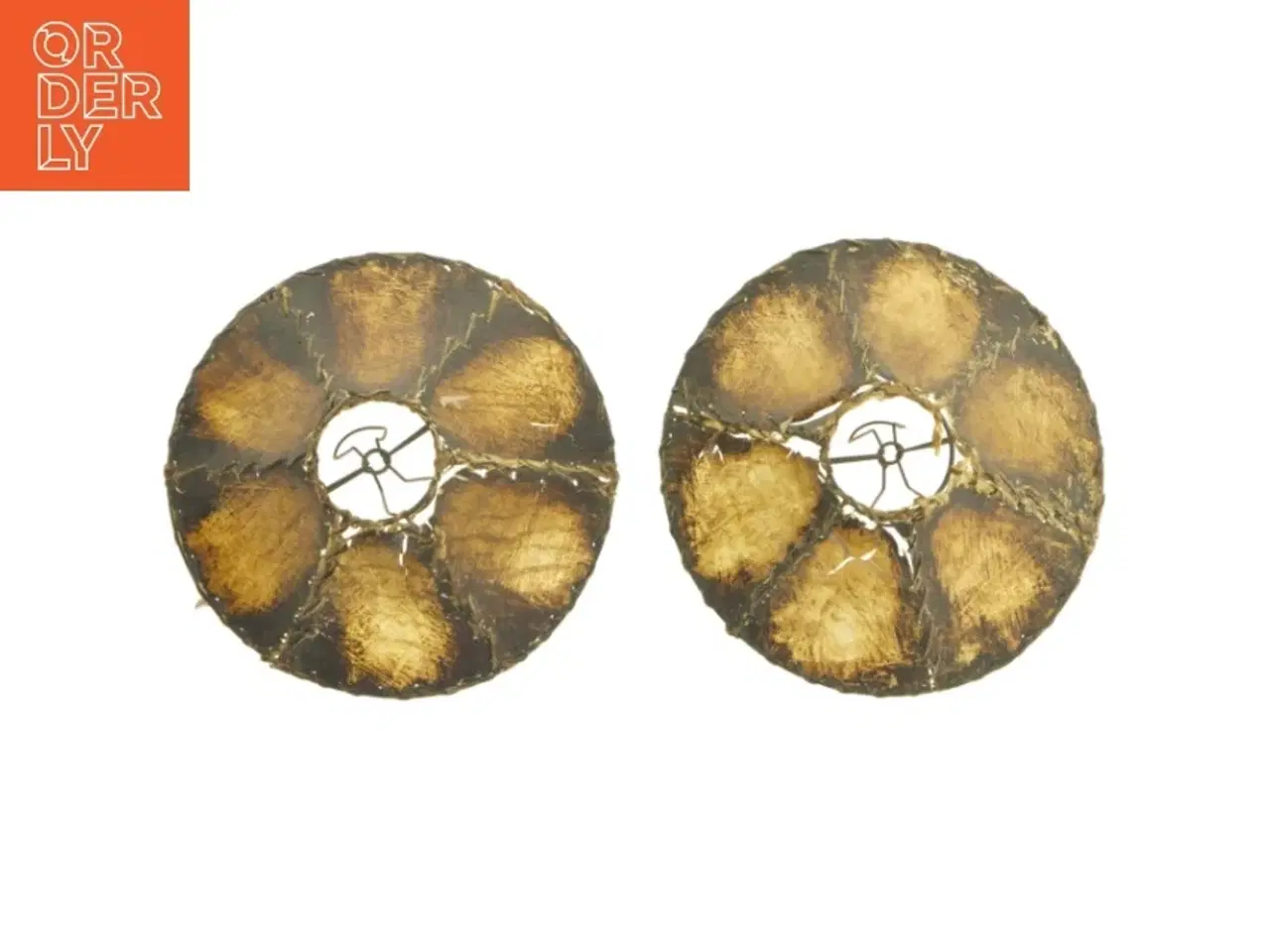 Billede 2 - Par af brune lampeskærme (str. Ø 18 cm)