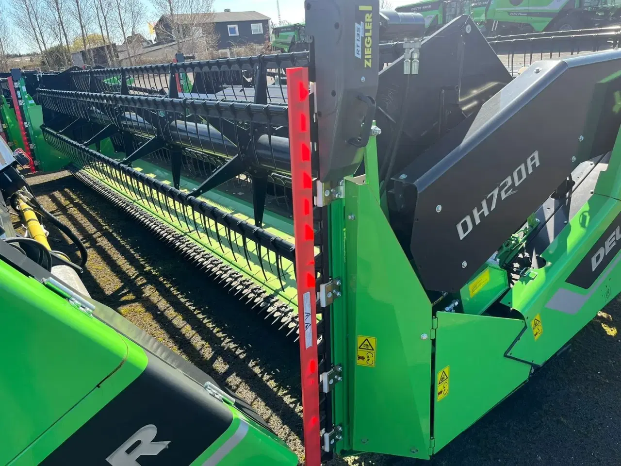 Billede 5 - Deutz-Fahr C7206 With 24feed - 7.2m header. New and unused Combine together with 7.2m header