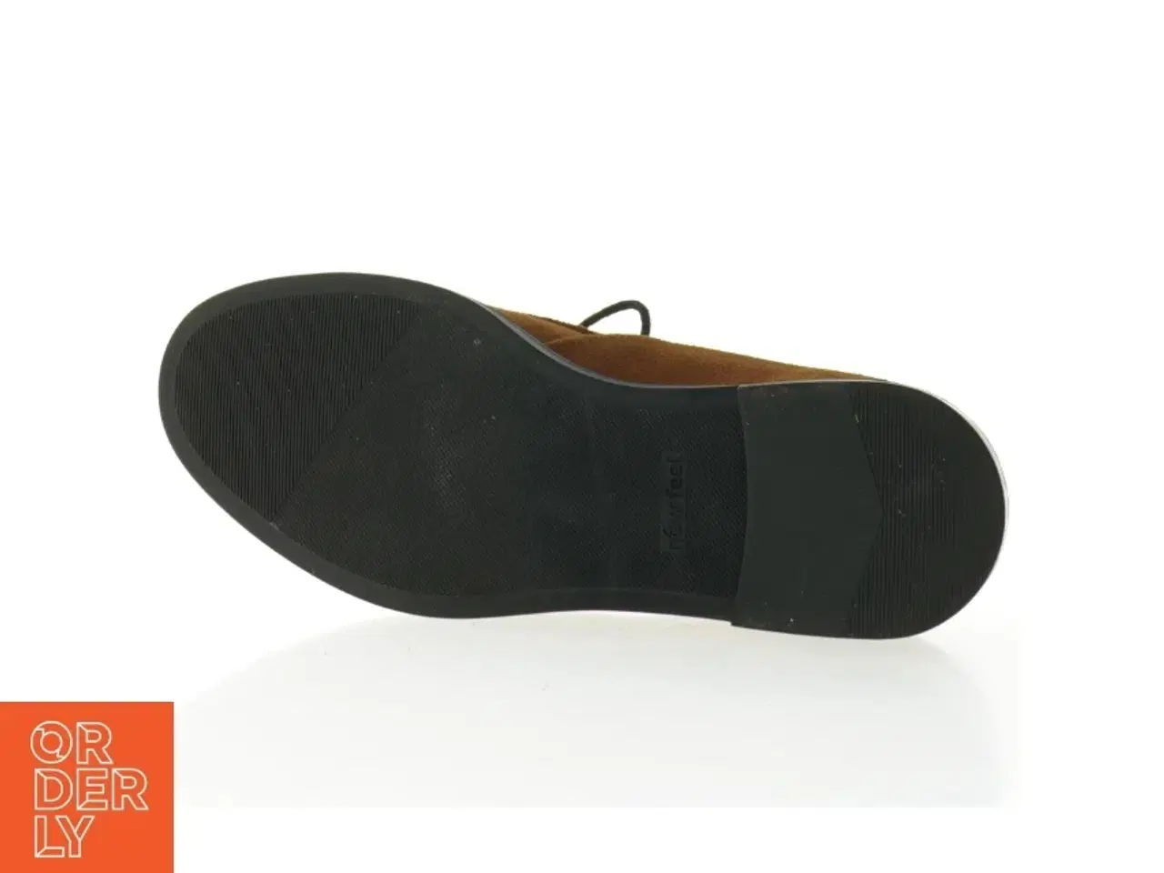 Billede 2 - Brune ruskindssko fra New Feet Medical Footwear (str. 38)