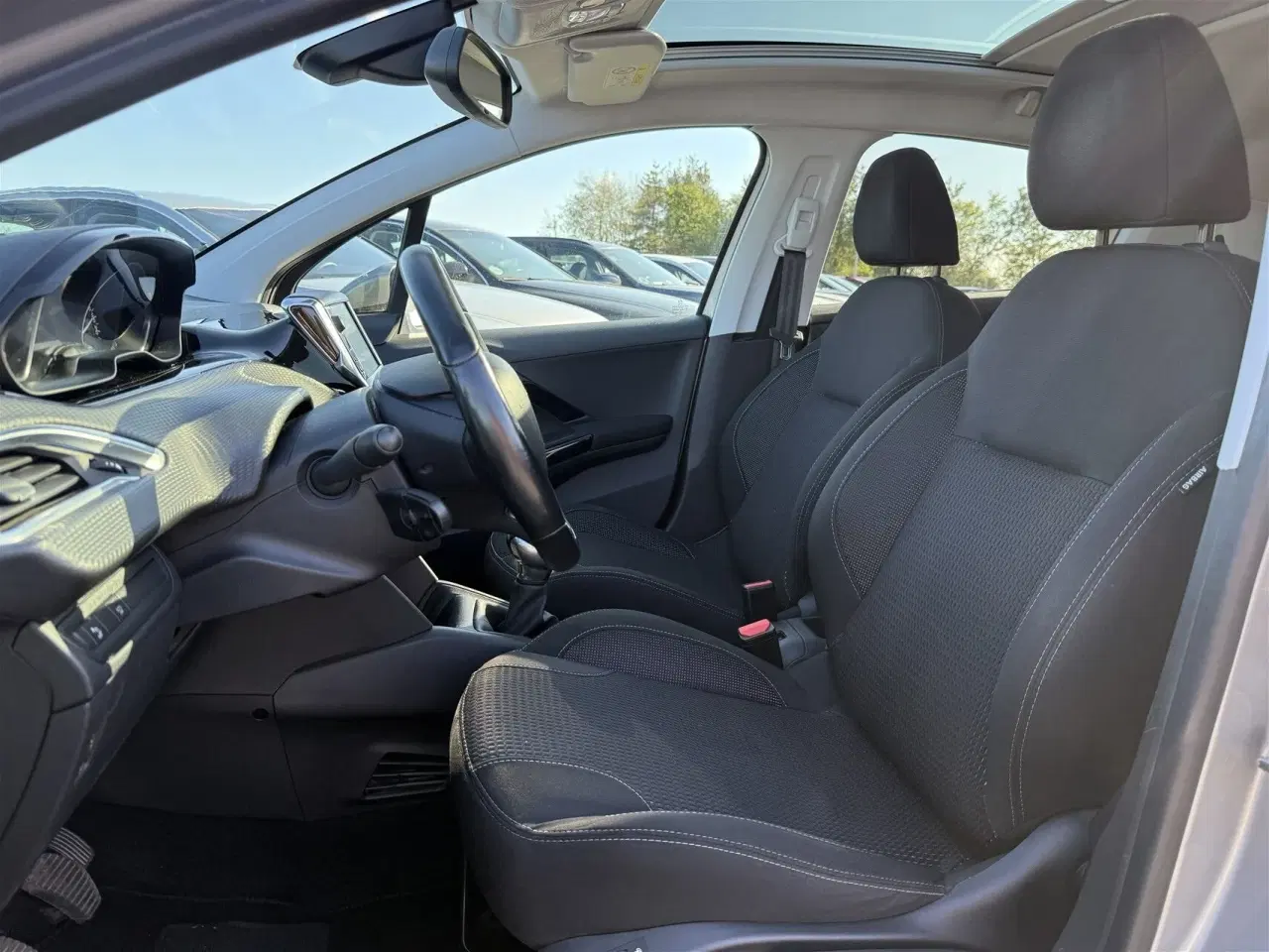 Billede 6 - Peugeot 208 1,6 BlueHDi Desire Sky 100HK 5d